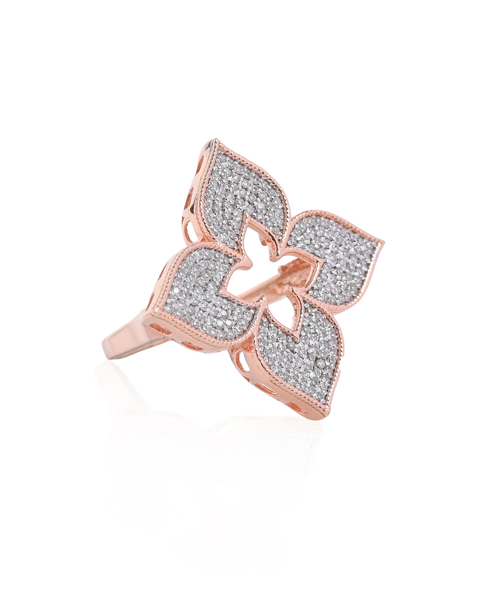 Clover ring