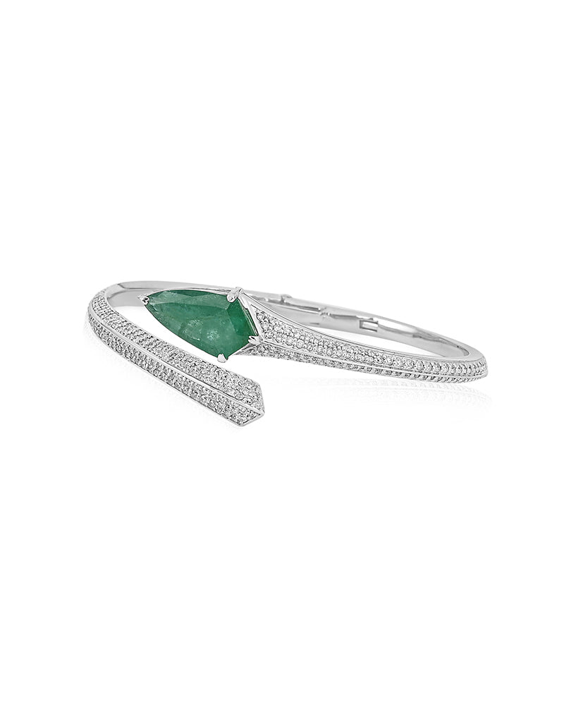 Shield It Emerald Bracelet