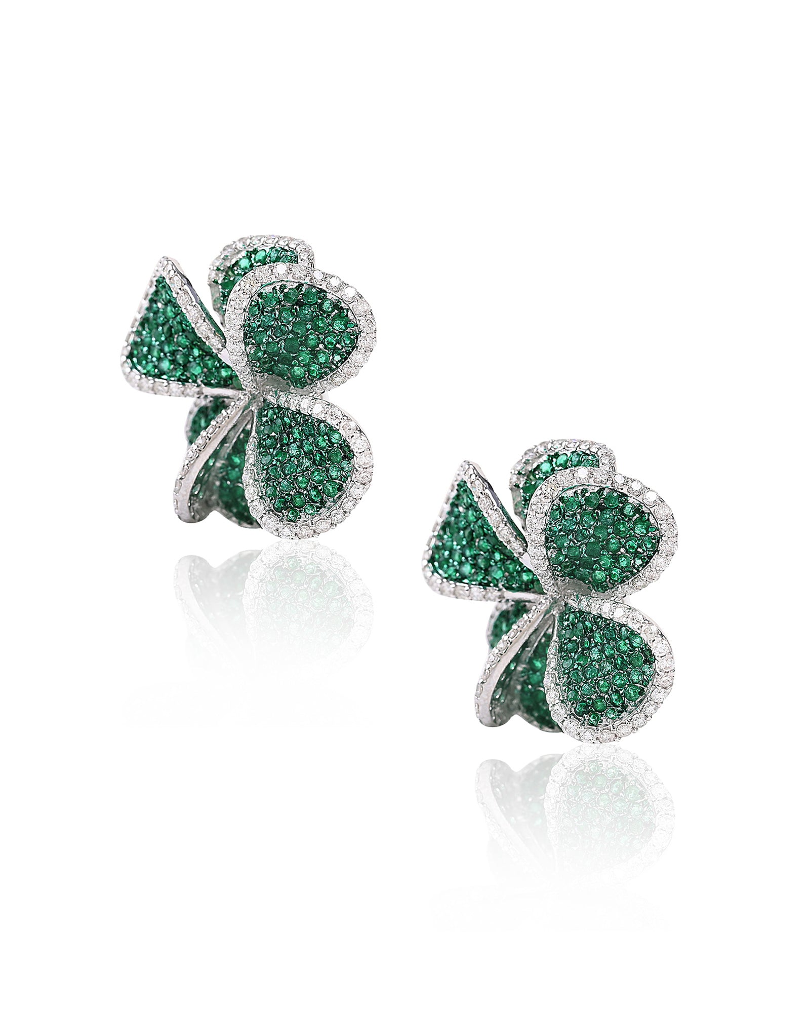 Hydrangea Earrings (Emerald)